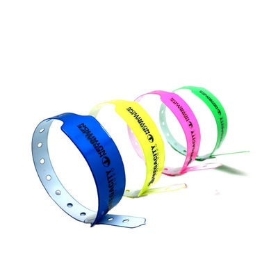 Writable PVC αριθμών 13.56MHz Wristband UID υφάσματος Rfid NFC με την εκτύπωση λογότυπων