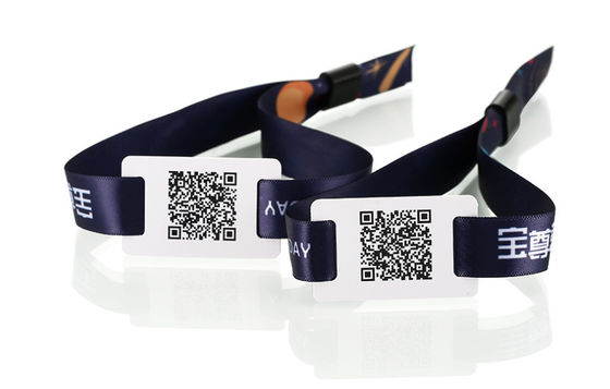 Ύφασμα RFID Wristband NFC με τους αριθμούς UID για την κοινωνική απομάκρυνση αδιάβροχη
